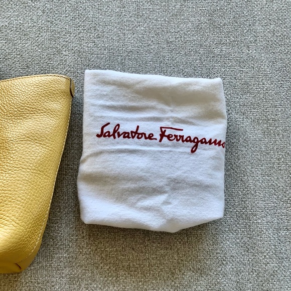 Ferragamo leather bag citrus yellow - Picture 4 of 5